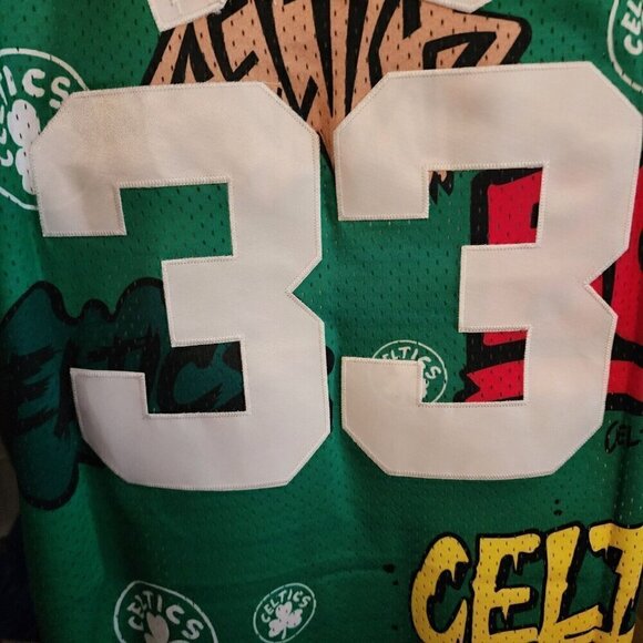 Larry Bird Boston Celtics Mitchell & Ness NBA Jersey Sz M Green #33 NWT Swingman - Picture 6 of 7